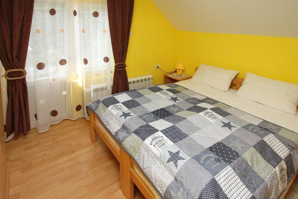 Apartments Junior Zlatibor Exteriör bild